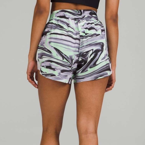 [NWT] Lululemon Hotty Hot High Rise Shorts 4" Special Edition Gray Green - Sz 6 - Picture 3 of 14